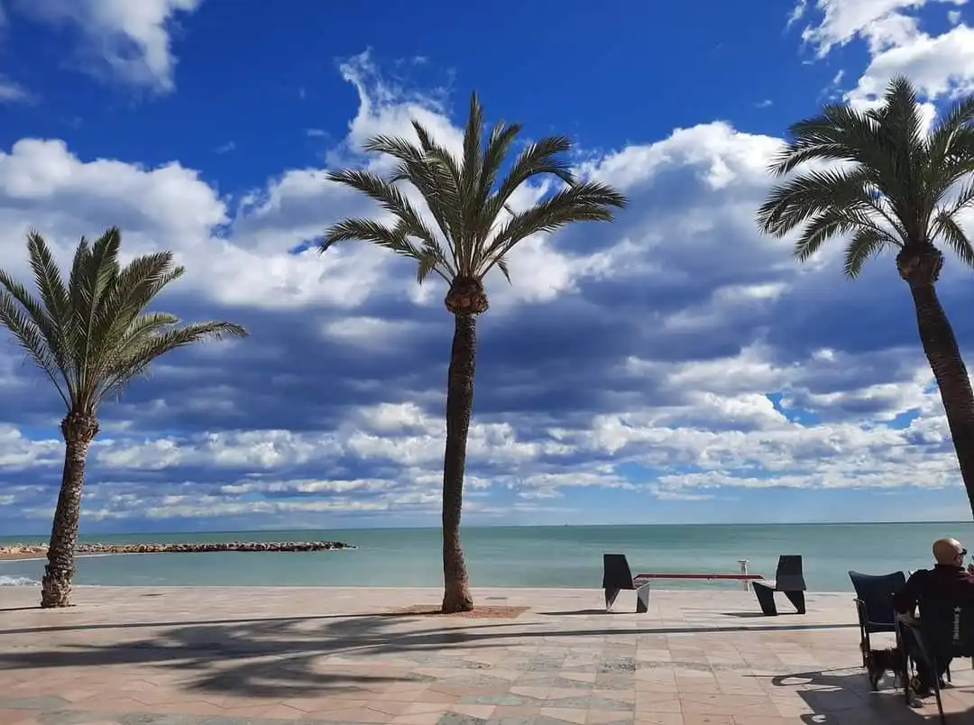 Vista exterior de Ático en venta en Vinaròs con Aire acondicionado, Calefacción y Terraza