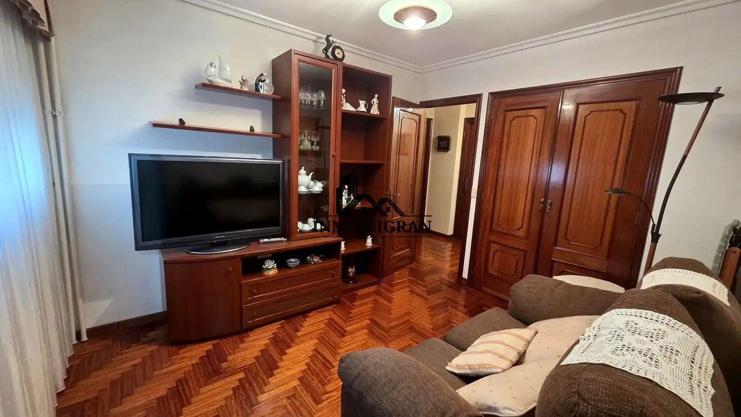Sala de estar de Piso en venta en Vigo  con Amueblado