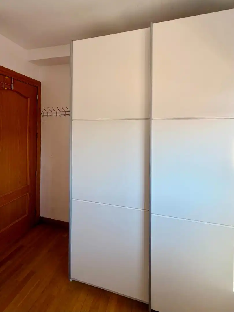 Bedroom of Flat for sale in Granada  with Furnished