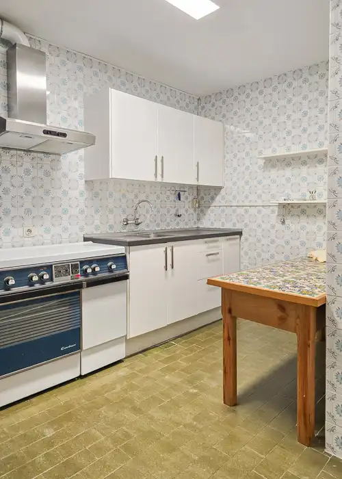 Küche von Wohnung zum Verkauf in San Sebastián de los Reyes mit Klimaanlage, Heizung und Parkett