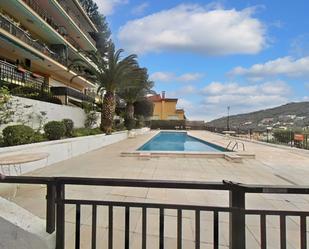 Swimming pool of Flat for sale in Castelldefels  with Private garden