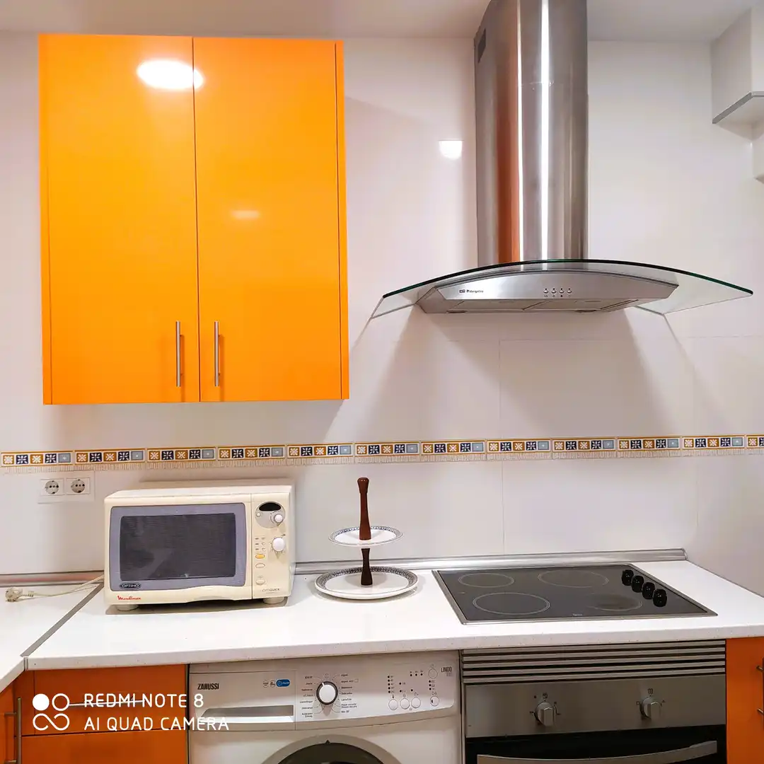 Cuina de Apartament de lloguer en Valladolid amb Calefacció, Terrassa i Traster