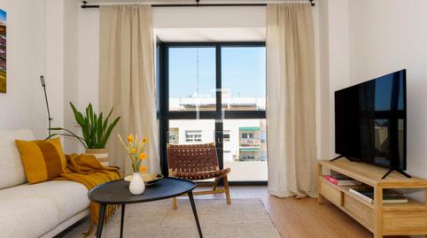 Foto 3 de Pis de lloguer a San Alberto - La Alcubilla - Florisol, Málaga Capital