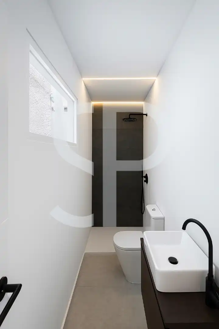 Baño de Piso en venta en Sant Feliu de Guíxols con Aire acondicionado, Calefacción y Terraza