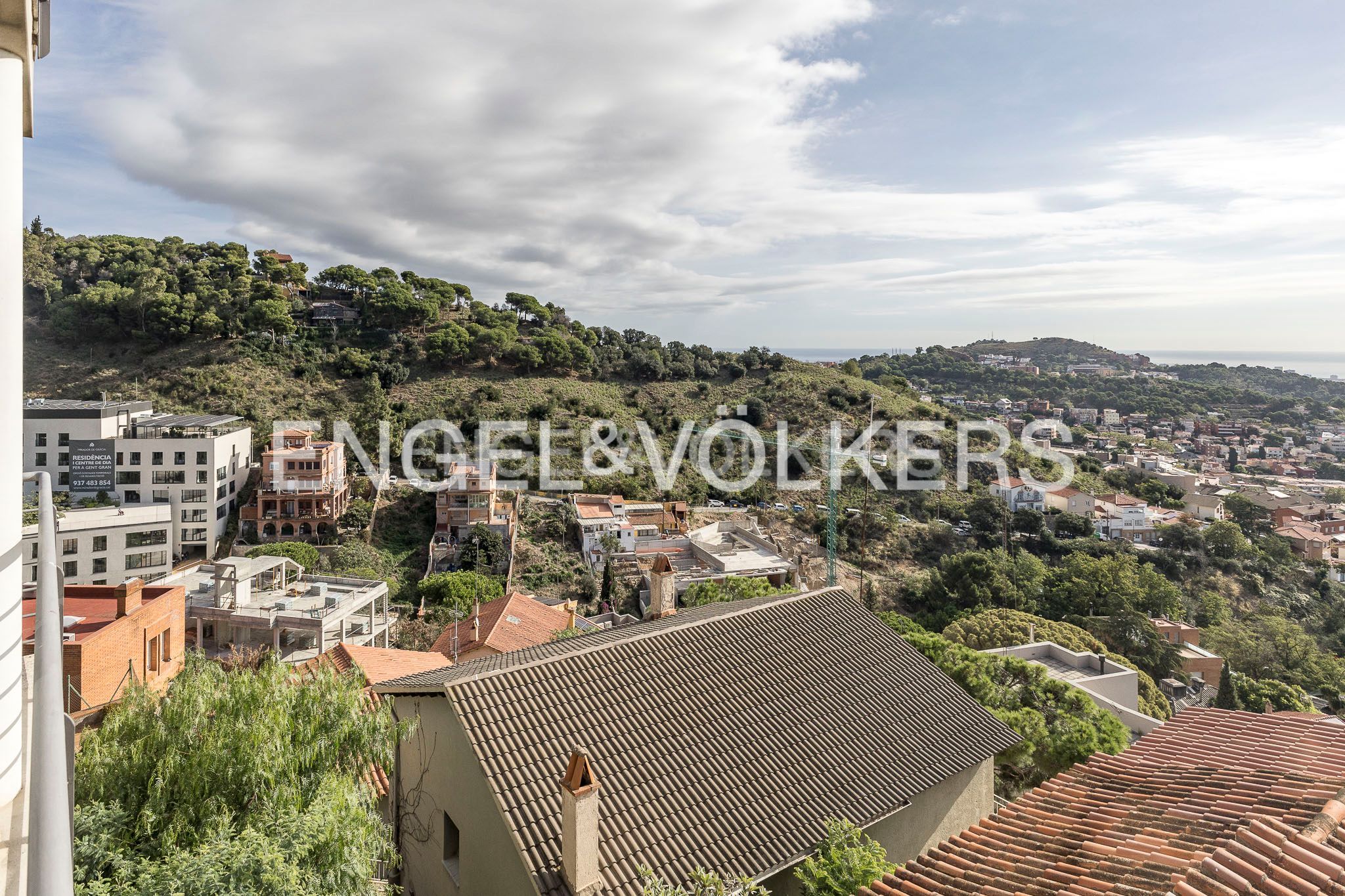 Vista exterior de Casa o xalet en venda en  Barcelona Capital amb Aire condicionat, Calefacció i Jardí privat