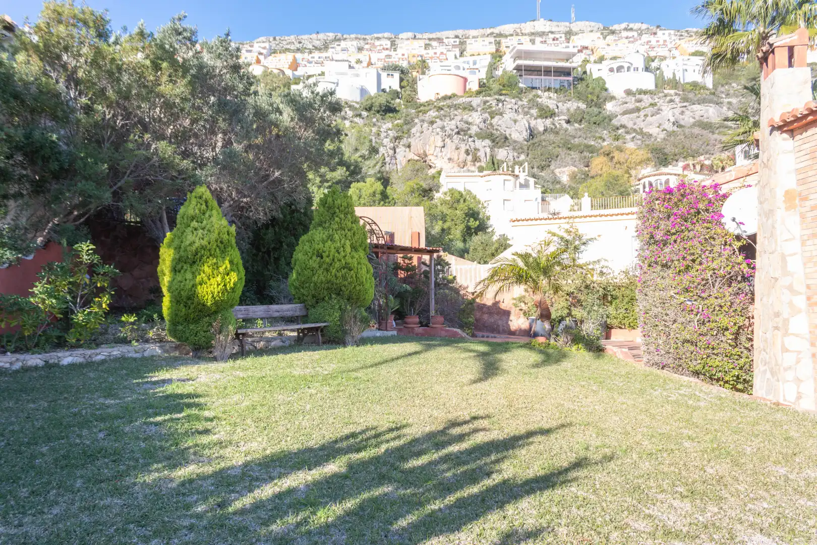 Garden of Houses for sale in Benitachell / El Poble Nou de Benitatxell  with Air Conditioner, Heating and Private garden