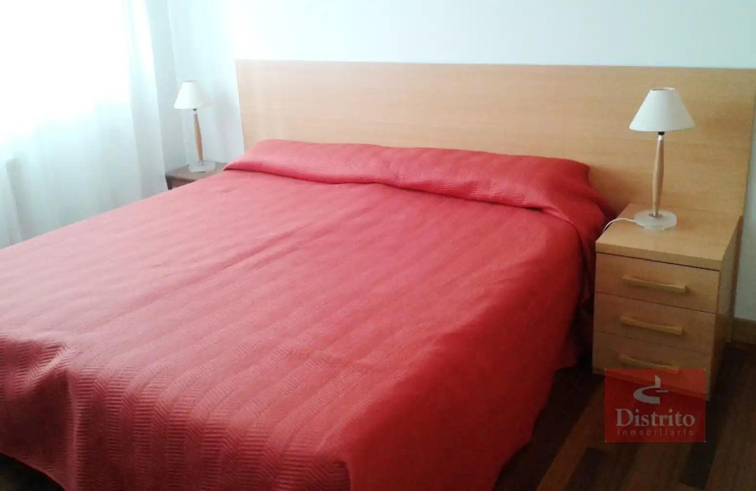 Schlafzimmer von Wohnung zur Miete in Santander mit Heizung, Möbliert und Balkon