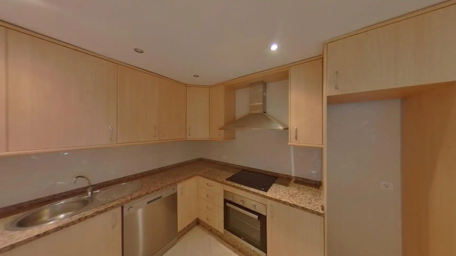 Kitchen of Flat for sale in Marbella  with Storage room and Swimming Pool