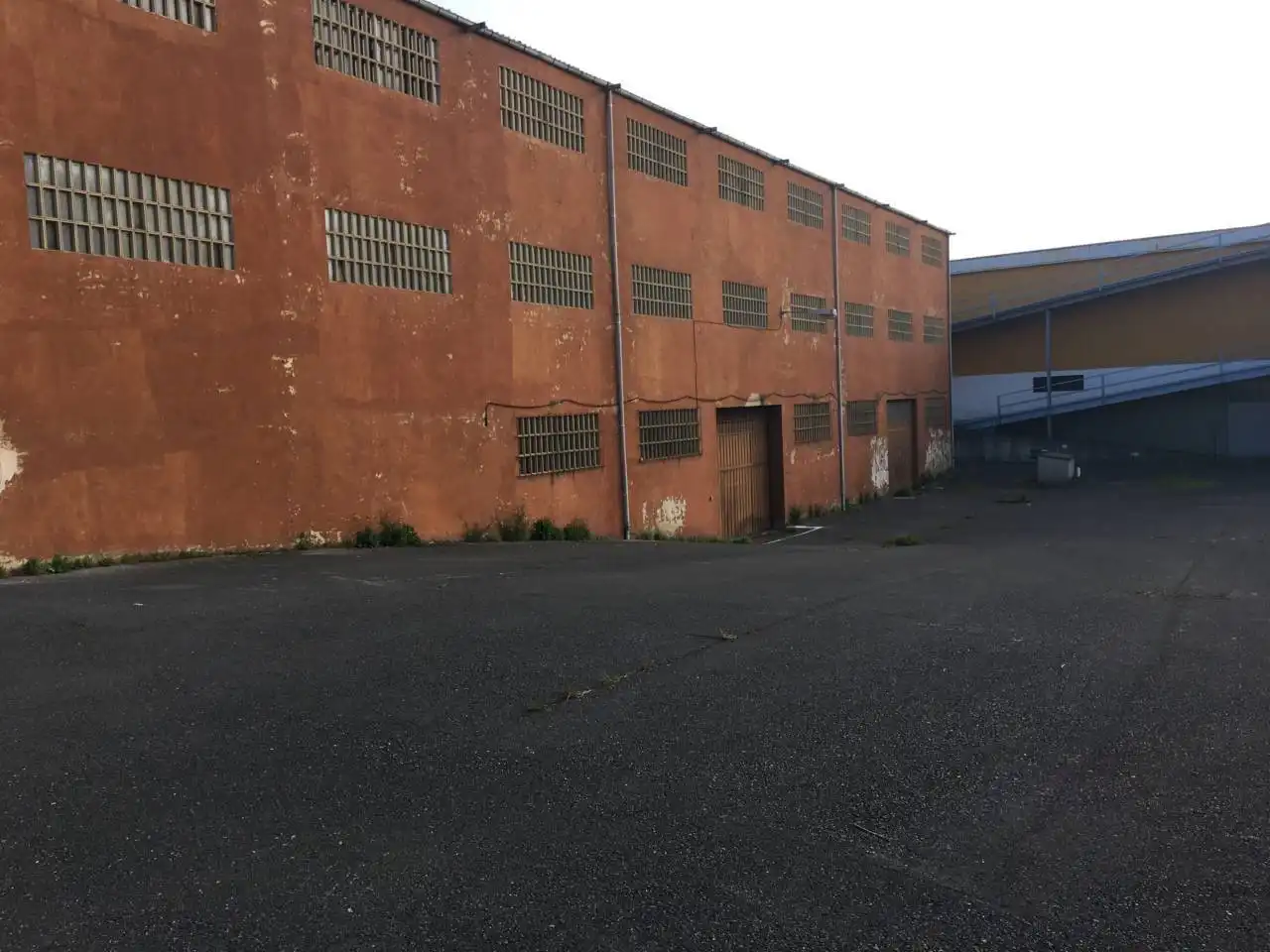 Industrial building for sale in Calle crta. nacional 634, imagen 5
