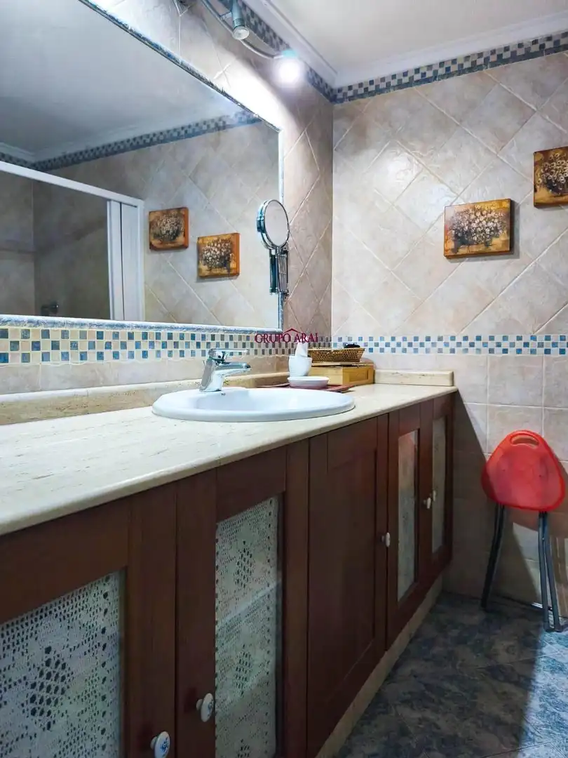 Baño de Piso en venta en Villena