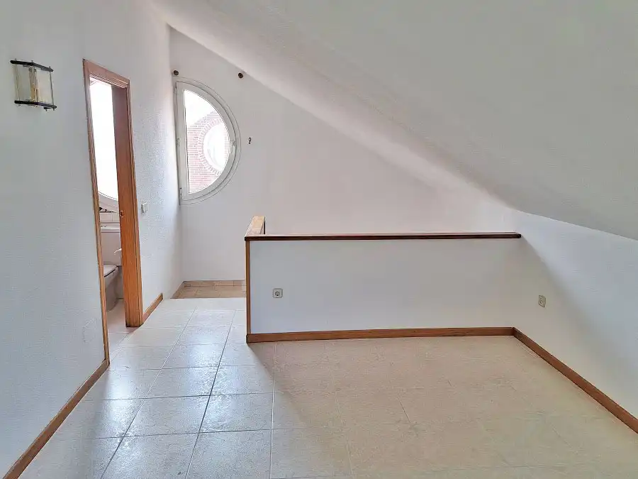 Casa adosada en venda en Torrelodones amb Calefacció, Jardí privat i Parquet