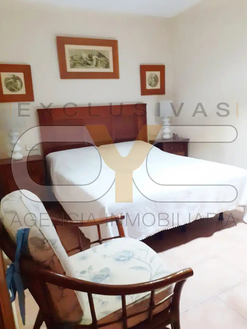 Habitación de Casa adosada en venta en Guardamar del Segura con Aire acondicionado, Terraza y Trastero