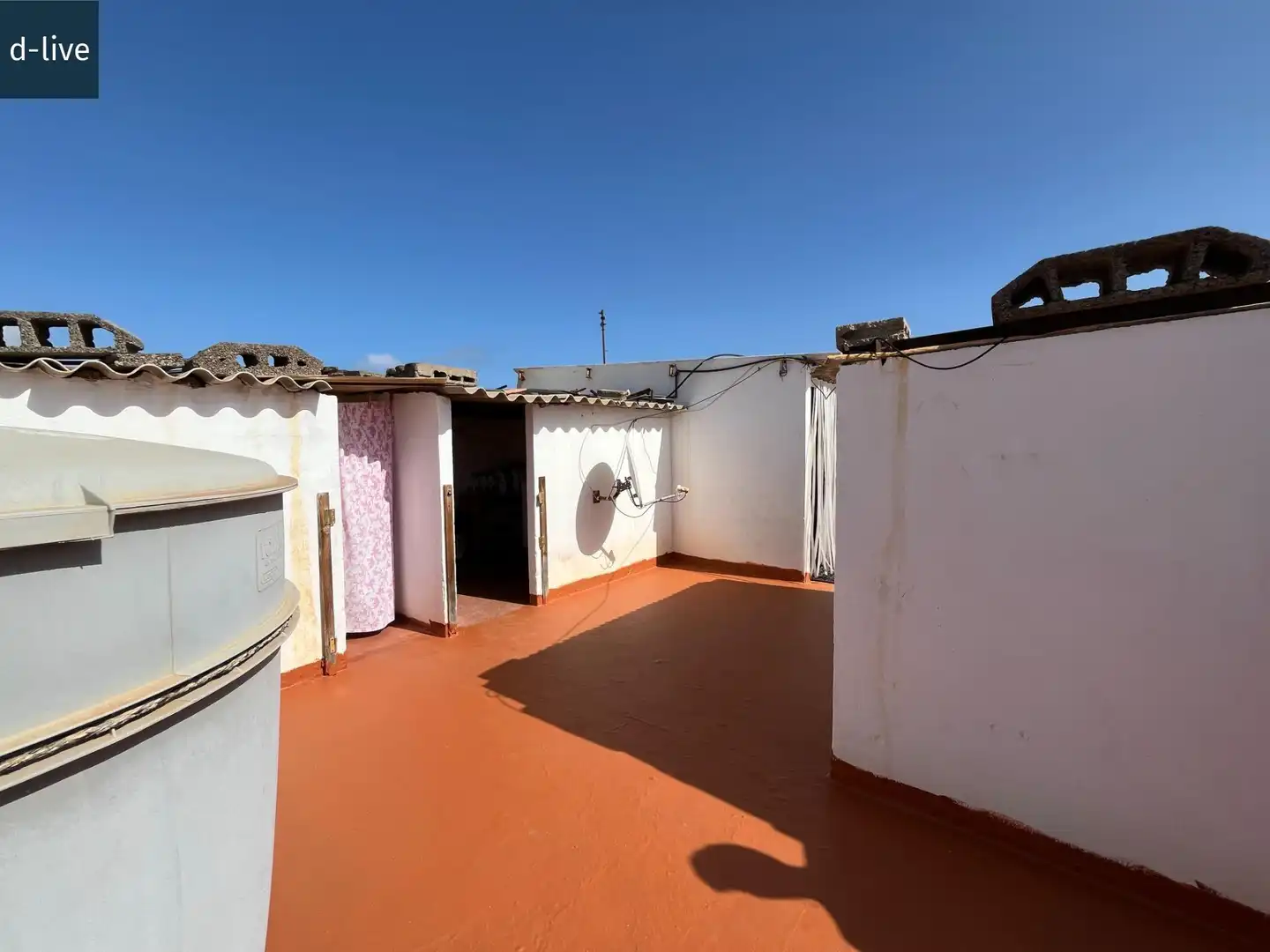 Vista exterior de Casa adosada en venda en Telde amb Terrassa i Traster