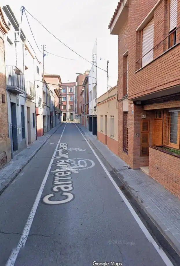 Aparcament de lloguer a calle de Montserrat 2, imagen 3
