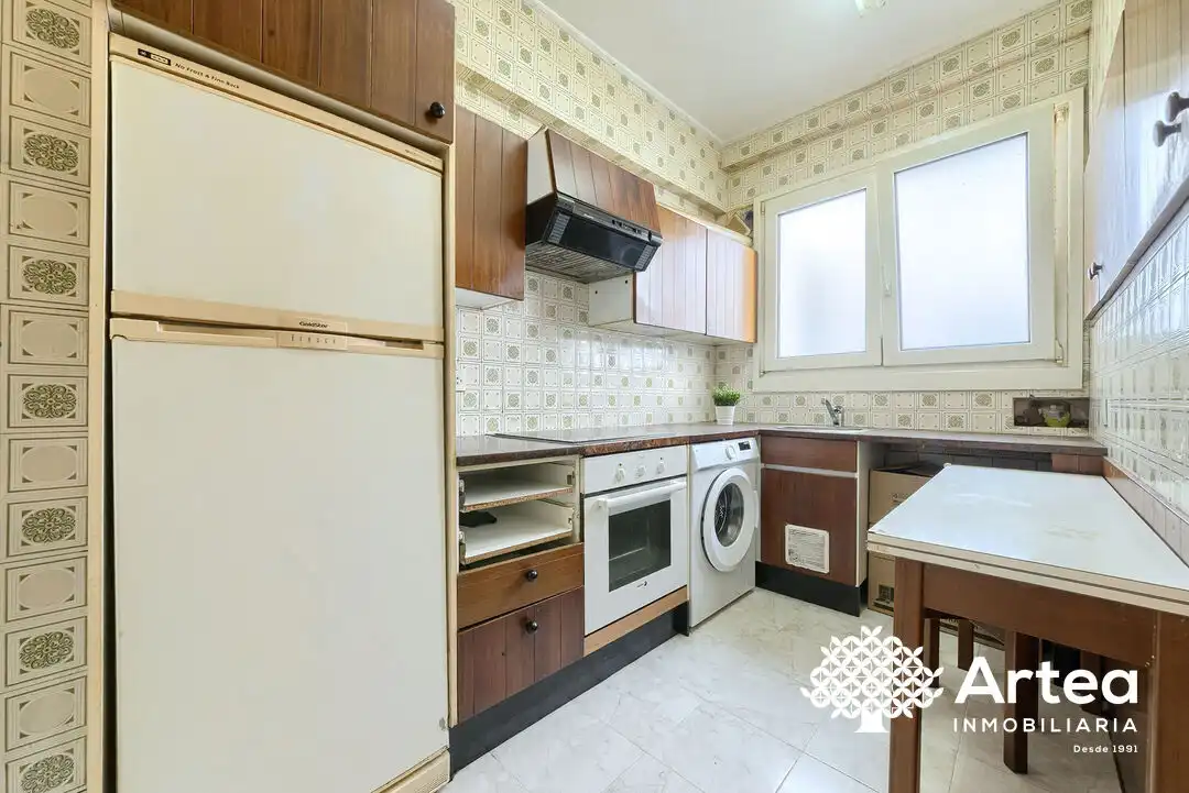 Kitchen of Flat for sale in Bilbao   with Heating