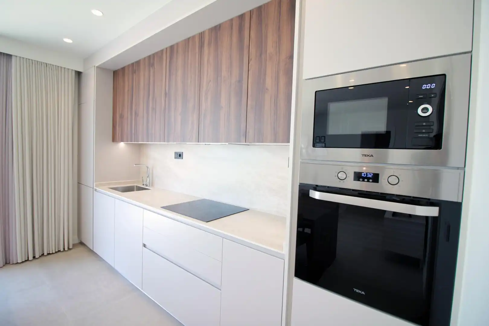 Cocina de Casa o chalet en venta en Pilar de la Horadada con Jardín privado, Terraza y Piscina comunitaria