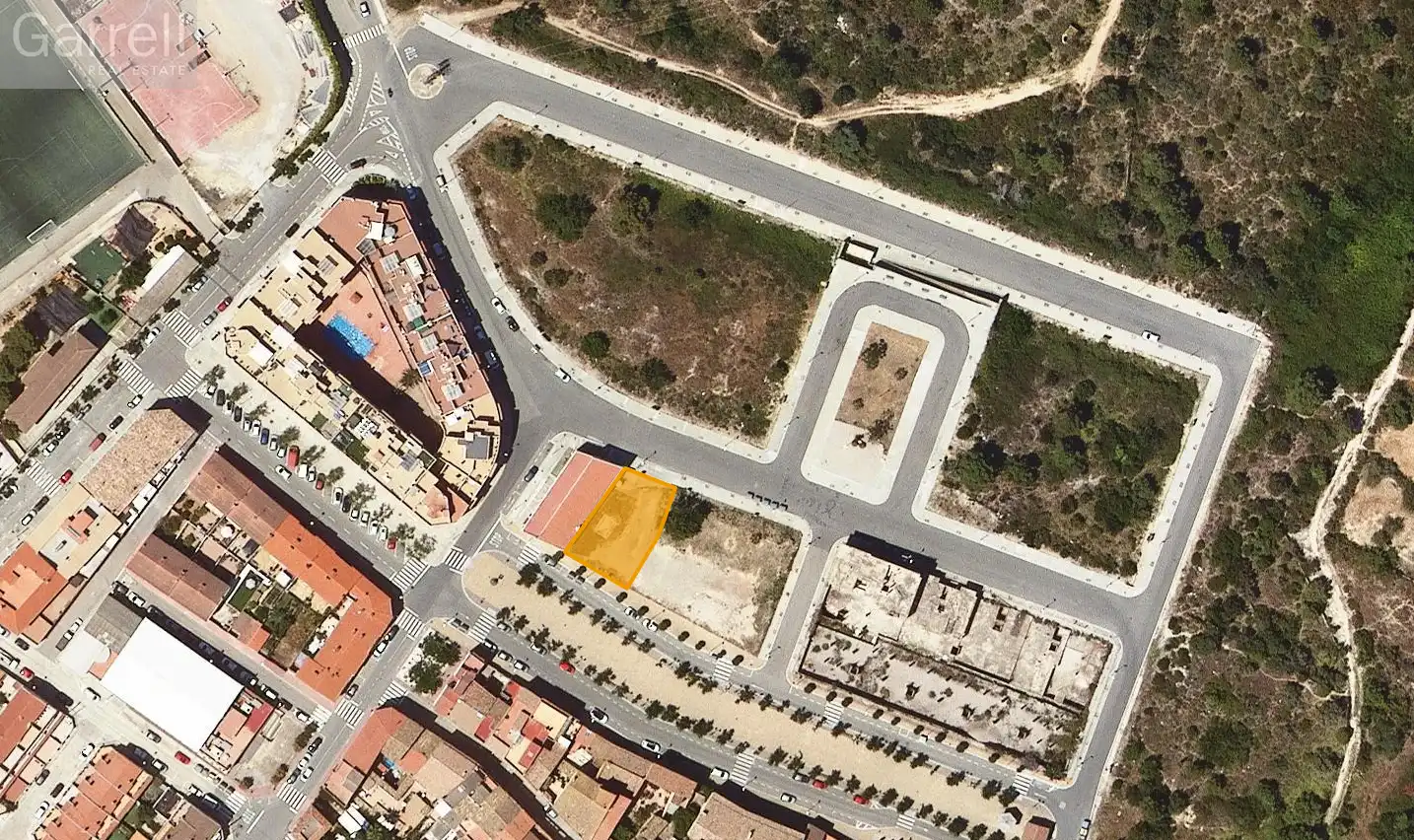 Residential land for sale in Creixell