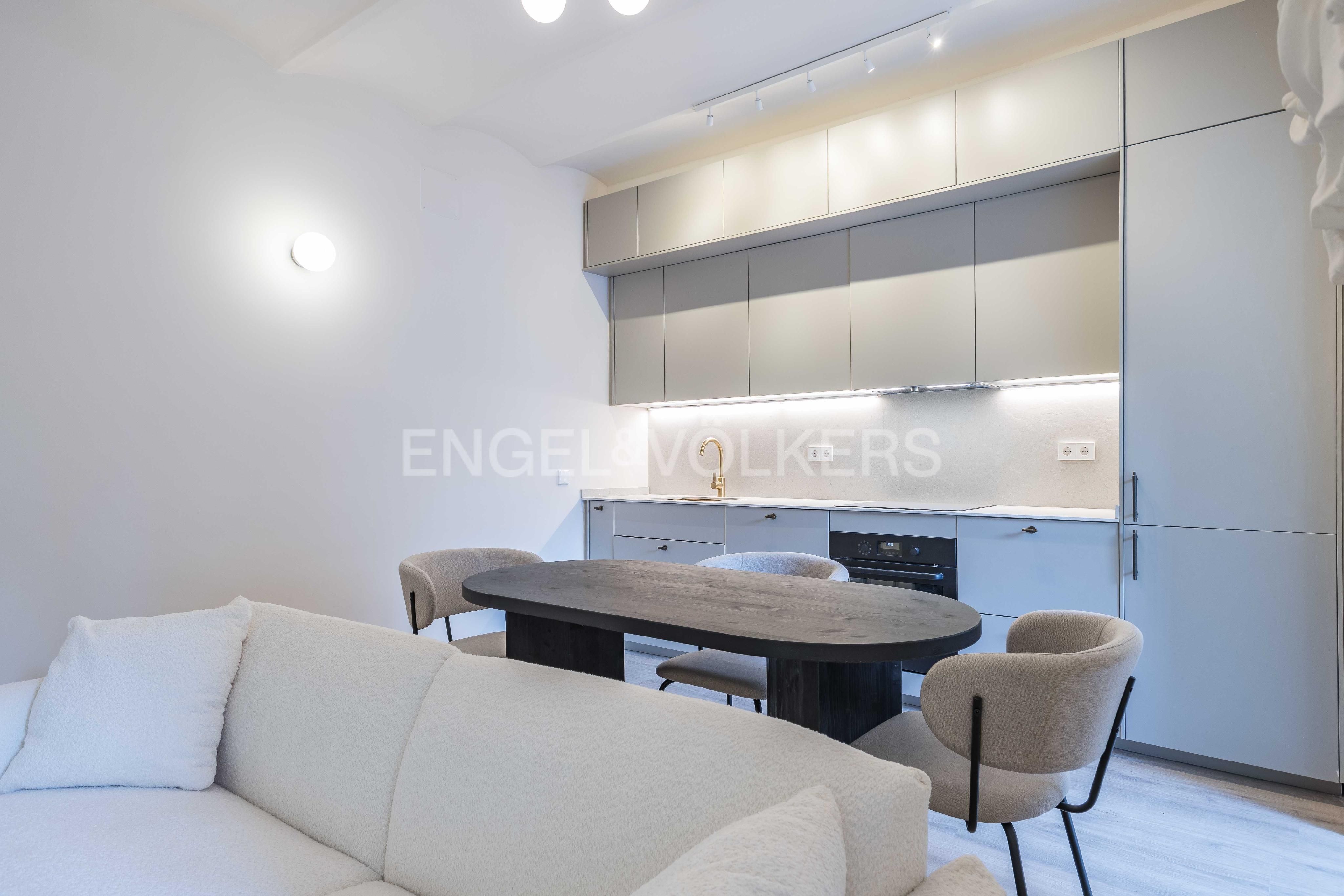 Sala de estar de Apartamento en venta en  Barcelona Capital con Aire acondicionado, Calefacción y Parquet