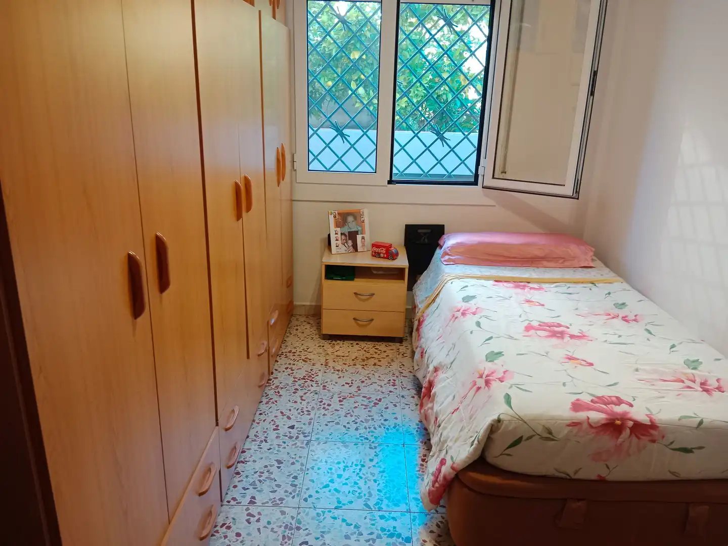 Dormitori de Casa o xalet en venda en Rubí amb Aire condicionat, Jardí privat i Terrassa