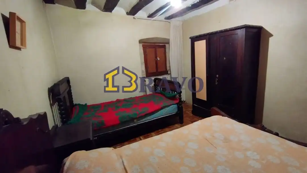 Habitación de Casa o chalet en venta en Merindad de Cuesta-Urria con Calefacción, Jardín privado y Amueblado