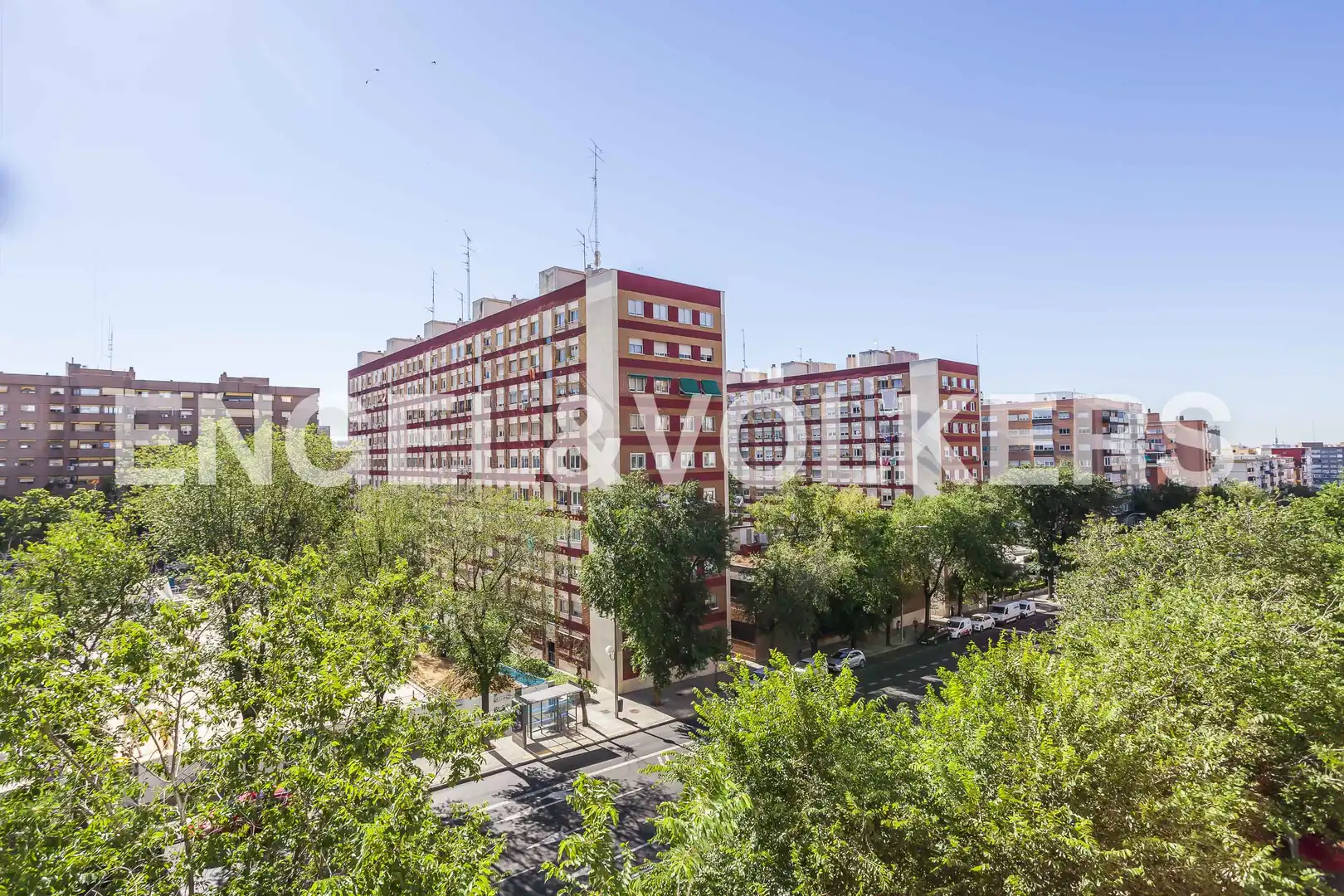 Vista exterior de Piso de alquiler en Madrid con Aire acondicionado, Calefacción y Parquet