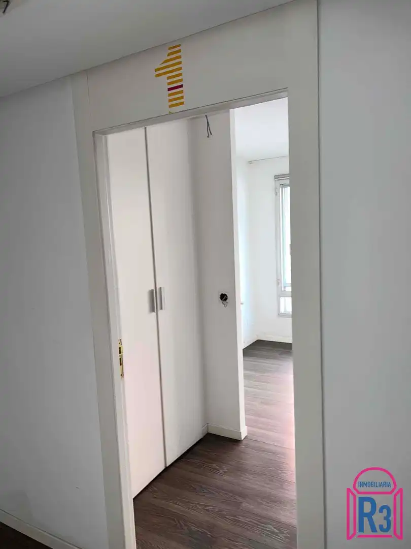 Büro zum Verkauf in León Capital  mit Heizung