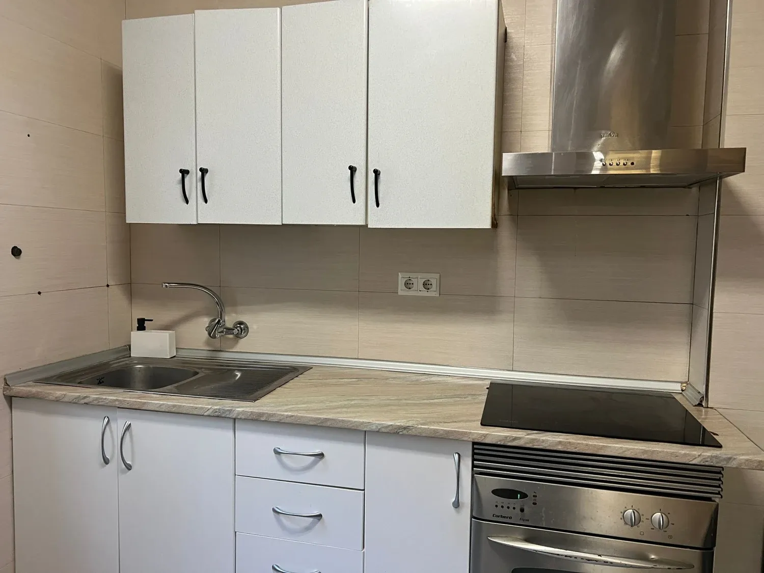 Cocina de Piso de alquiler en  Murcia Capital con Amueblado y Lavadora