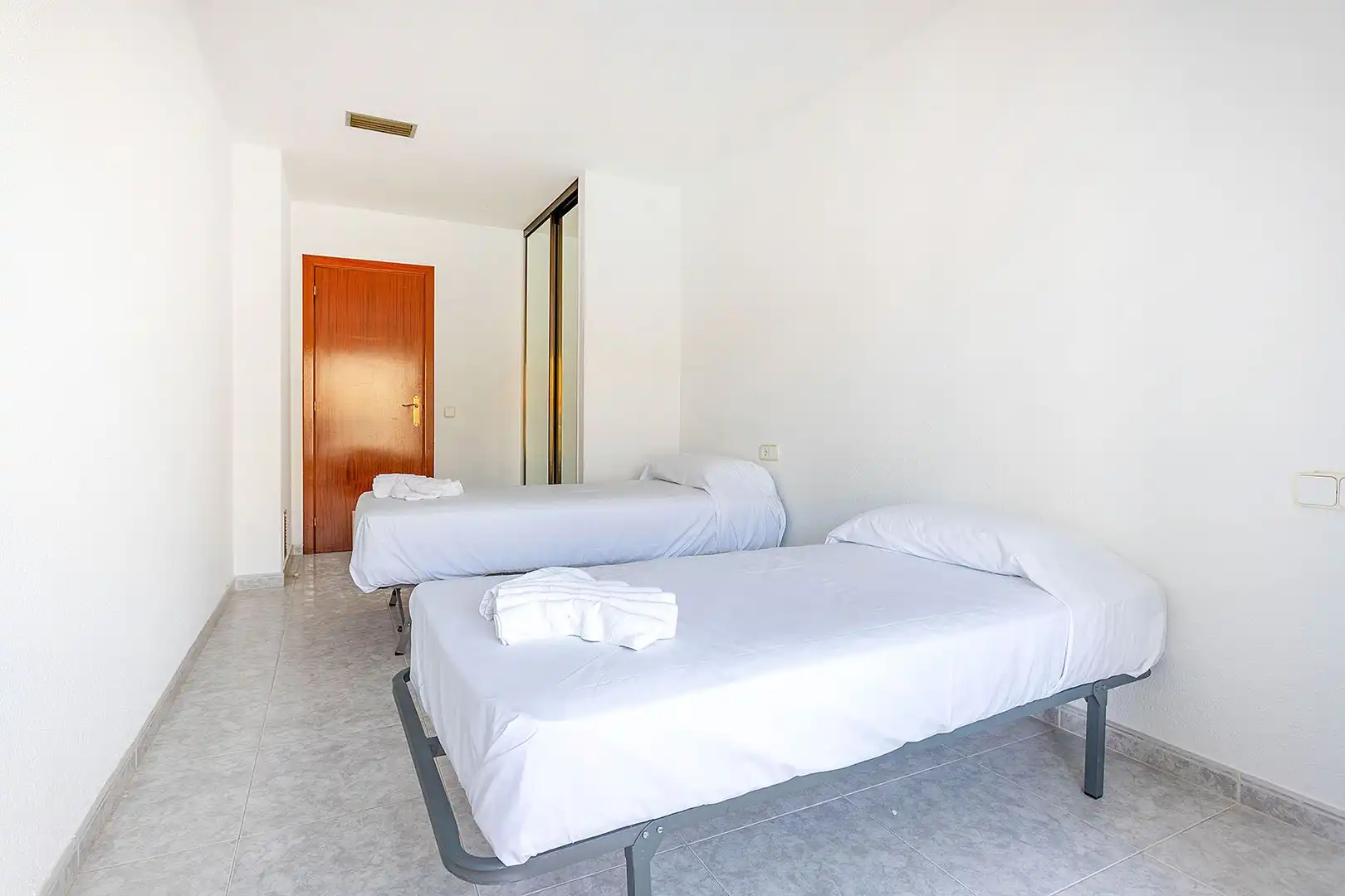 Habitación de Apartamento en venta en Roses con Aire acondicionado y Calefacción