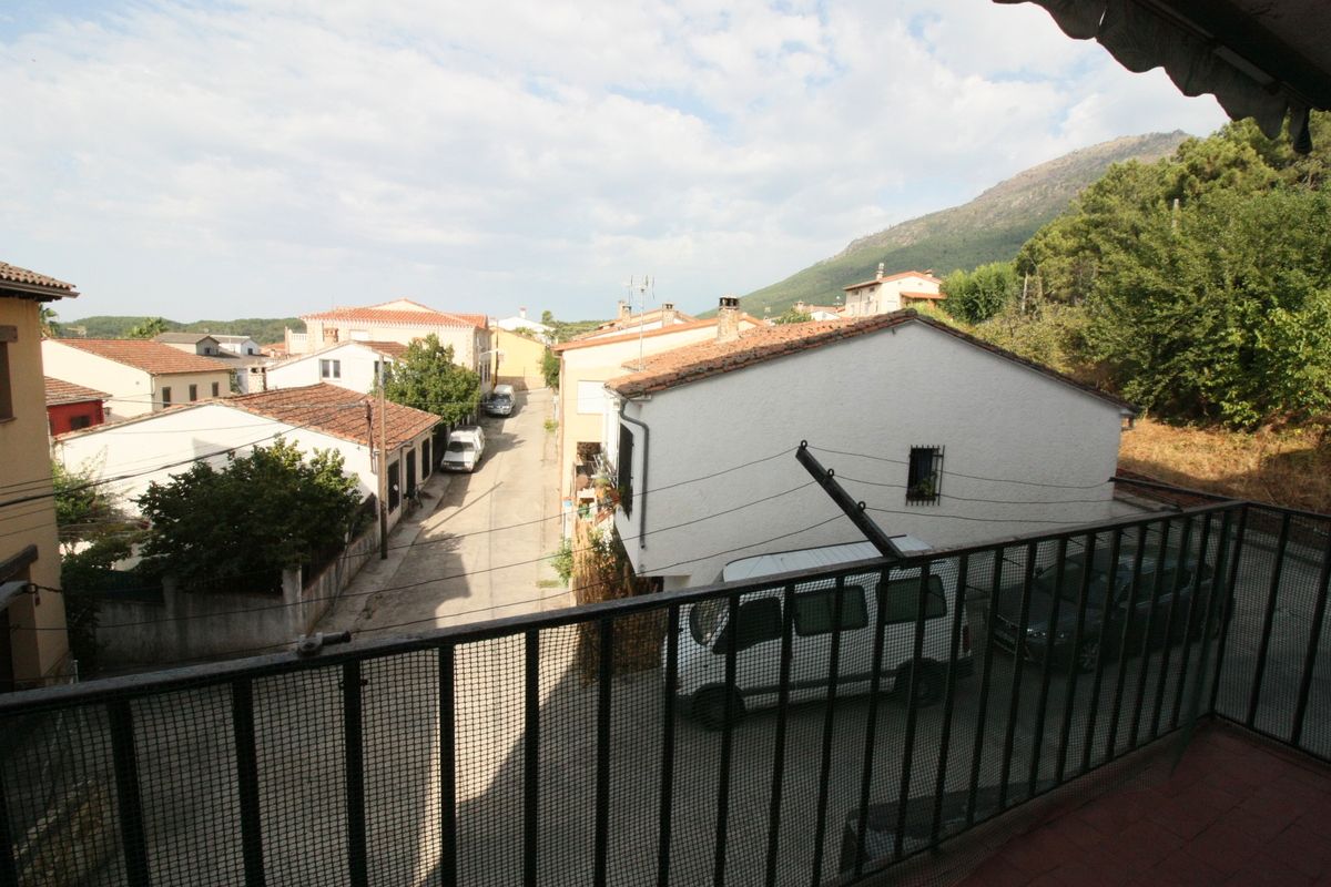 Vista exterior de Piso en venta en Lanzahíta con Amueblado y Balcón