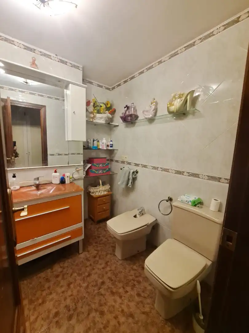 Bathroom of Flat for sale in Castellón de la Plana / Castelló de la Plana  with Air Conditioner, Heating and Terrace