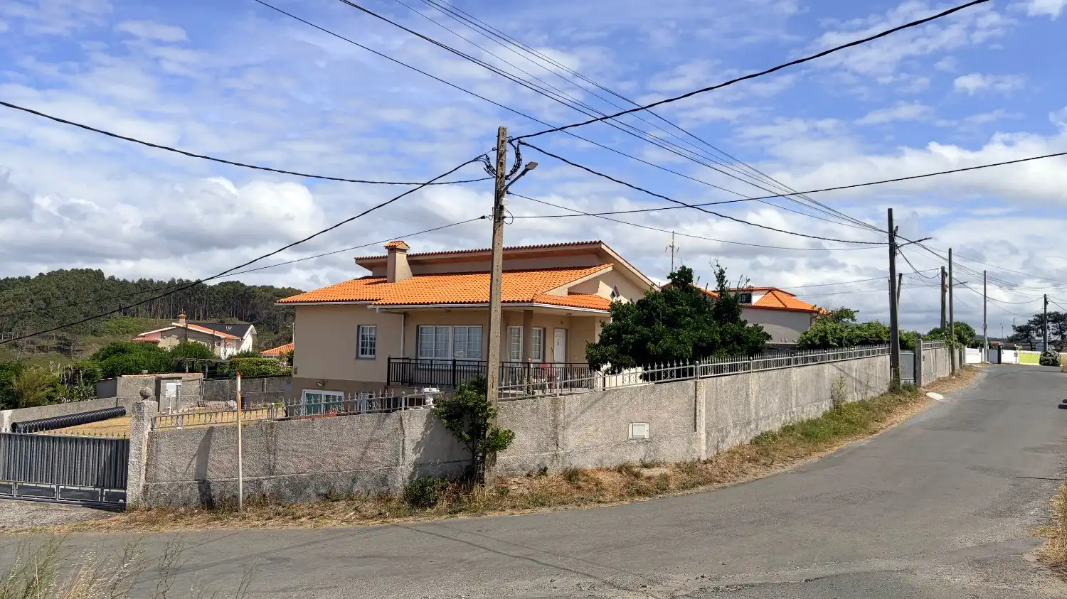 Vista exterior de Casa o chalet de alquiler en Valdoviño con Terraza y Amueblado