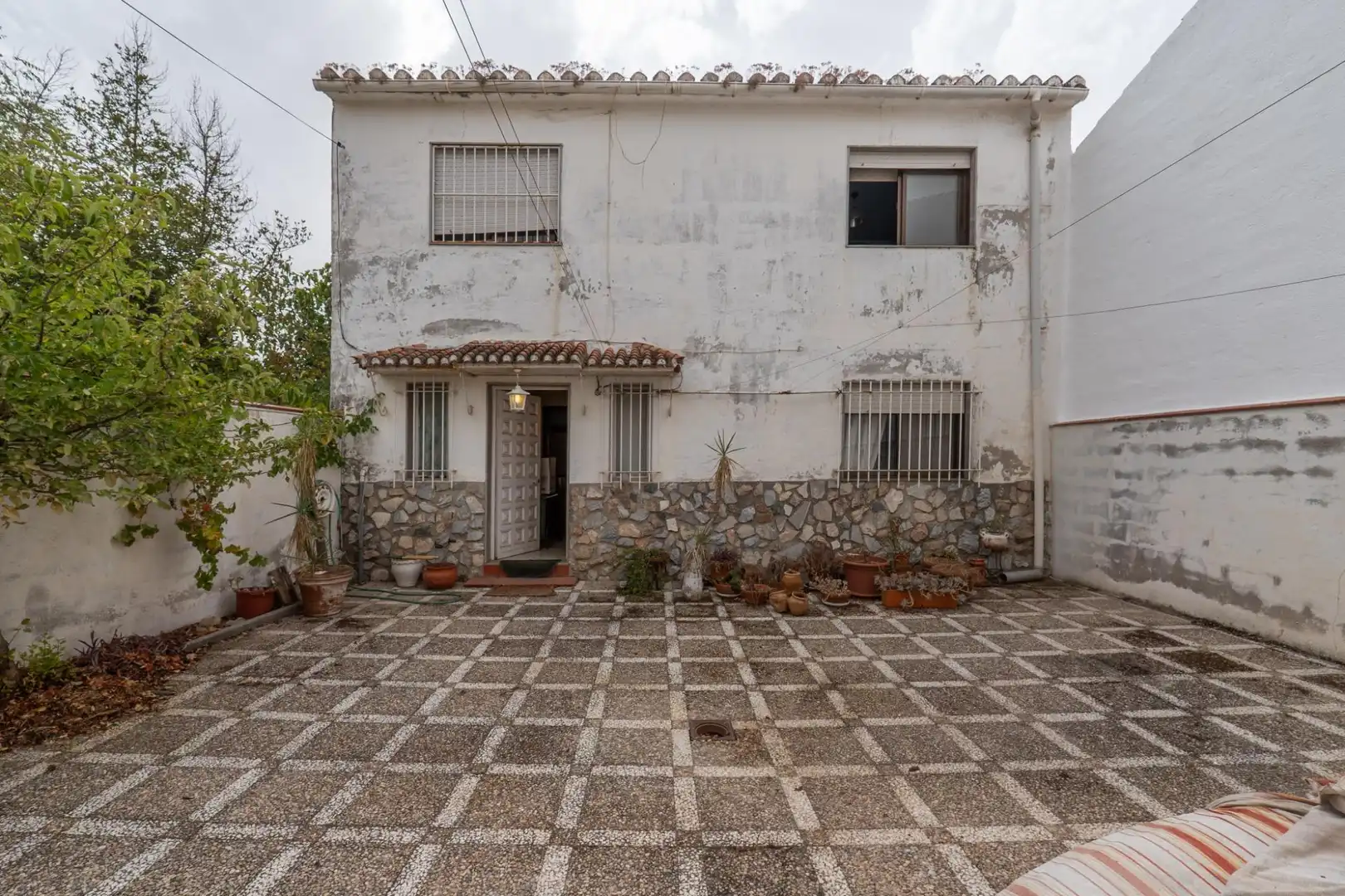 Houses for sale in Camino DE LA BARRERA (FAR), 58, Fargue