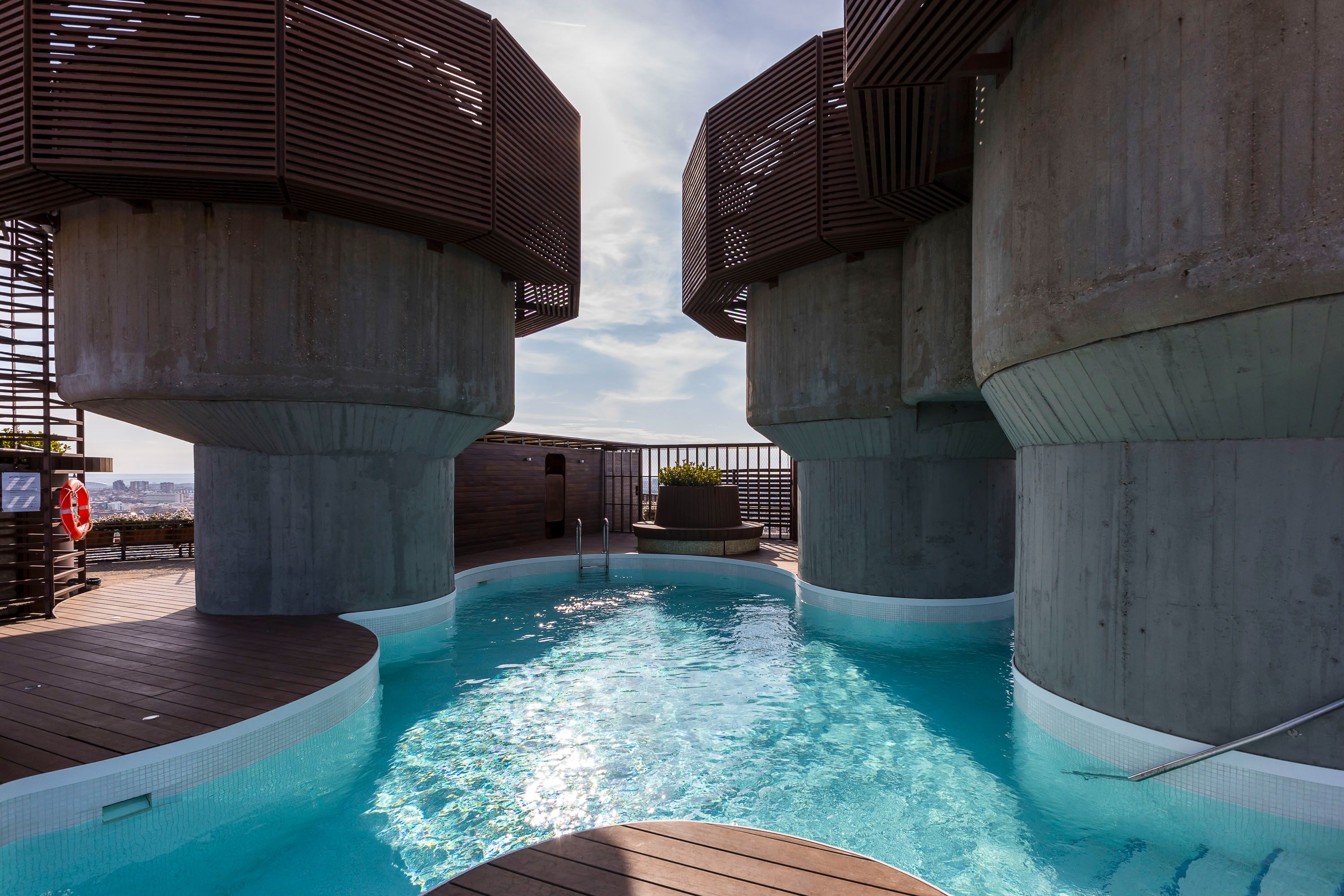 Piscina de Pis en venda en  Madrid Capital amb Aire condicionat, Calefacció i Terrassa