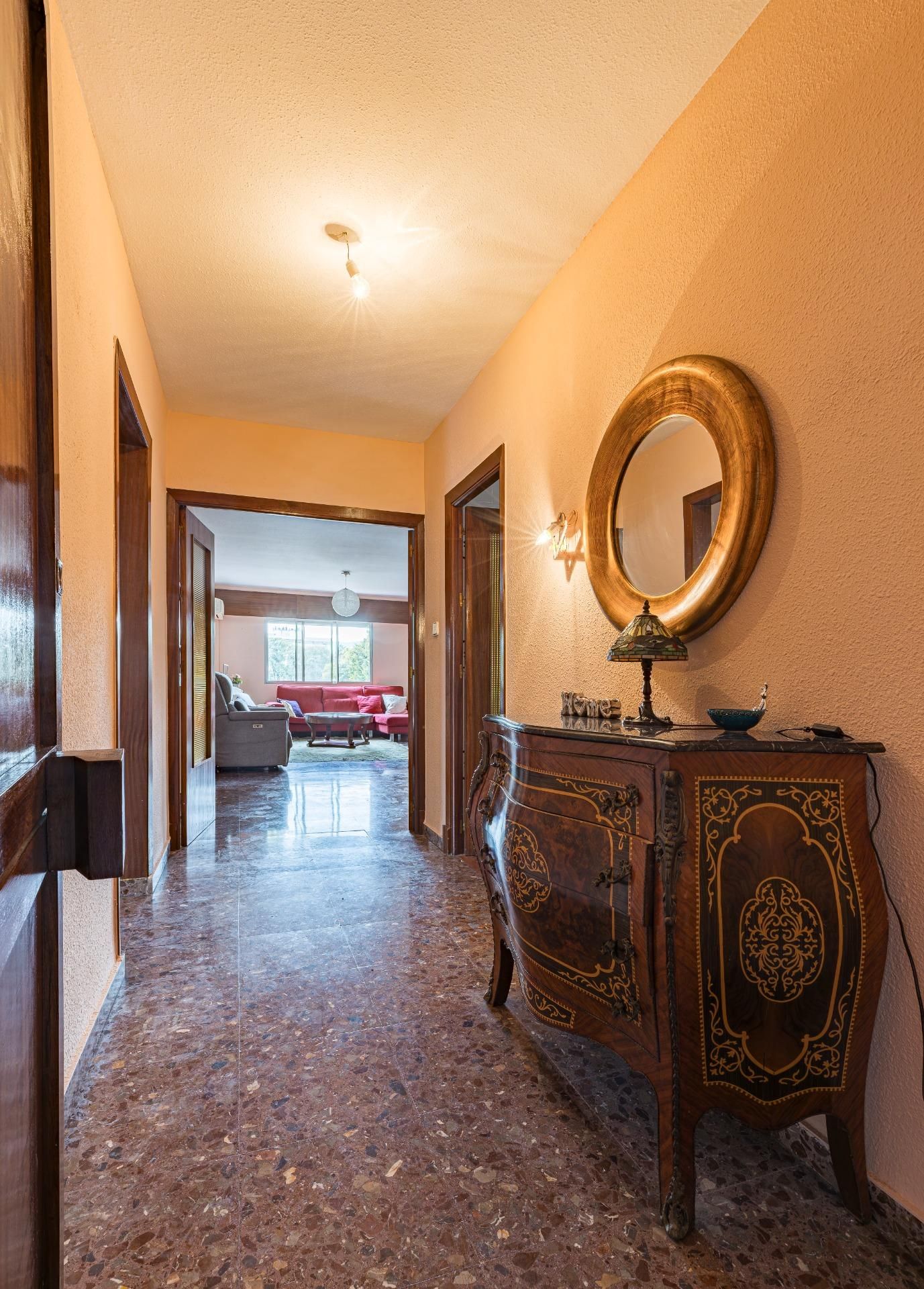 Wohnung zum Verkauf in  Murcia Capital mit Klimaanlage, Terrasse und Abstellraum