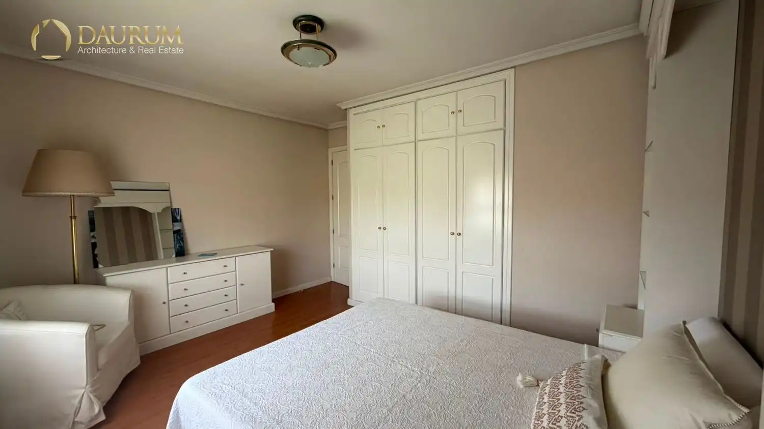 Bedroom of Flat for sale in Madrid  with Heating, Storage room and Furnished