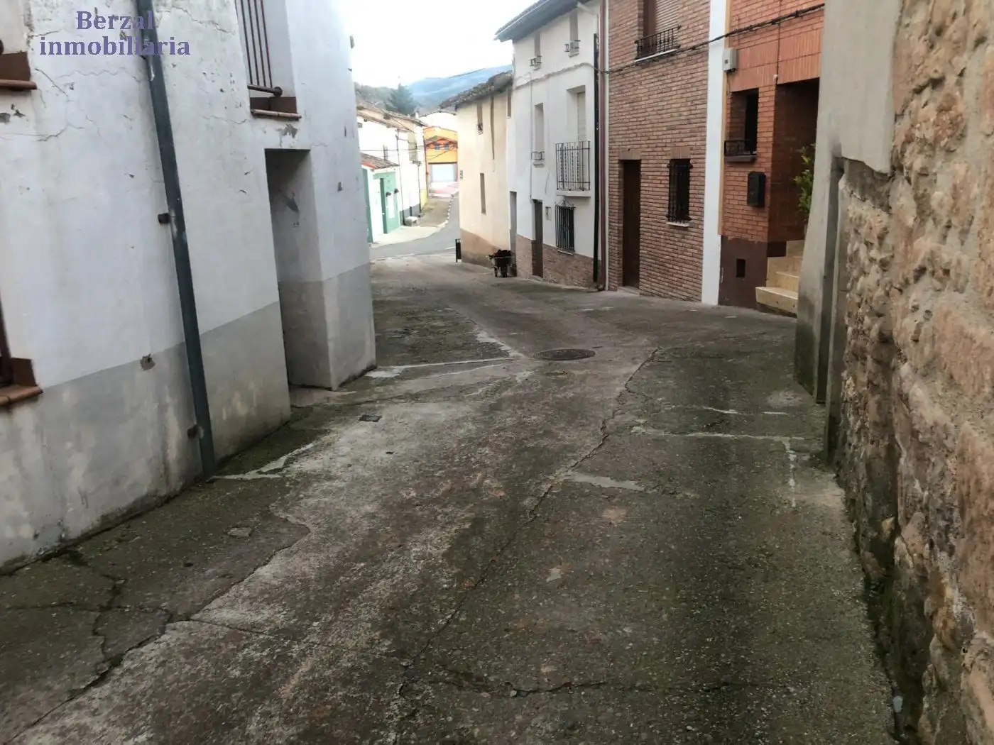 Country house zum Verkauf in Calle Calle Mayor, Hornos de Moncalvillo