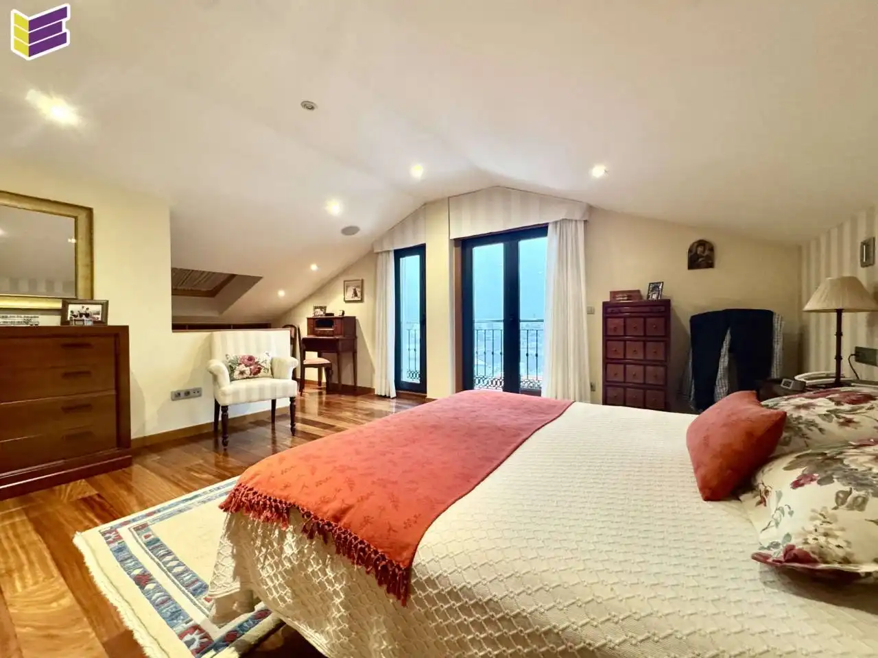 Dormitori de Casa o xalet en venda en O Porriño   amb Calefacció, Jardí privat i Parquet