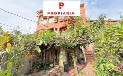 Exterior view of Single-family semi-detached for sale in Sant Vicenç Dels Horts  with Heating, Private garden and Balcony