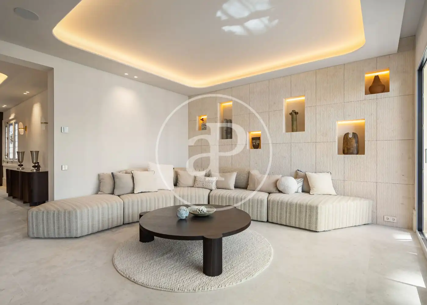 Piso con ascensor en venta en C. del Pinar, imagen 6