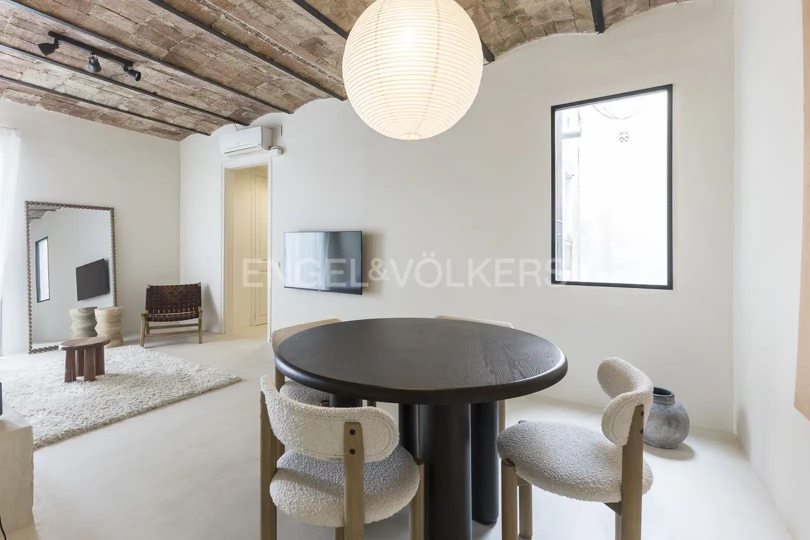 Living room of Flat for rent in Barcelona  with Air Conditioner, Heating and Balcony