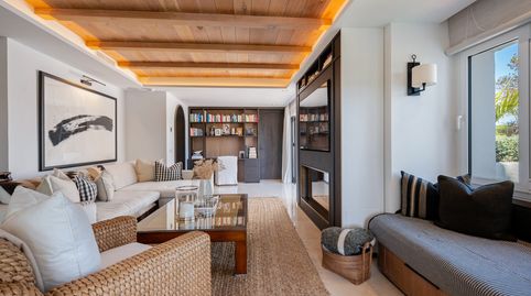 Foto 3 de Piso en venta en La Carolina - Guadalpín, Marbella