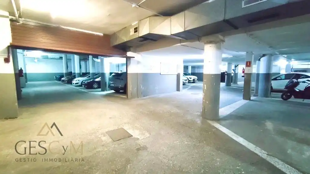 Einzelparkplatz zum Verkauf in La Plana, imagen 2