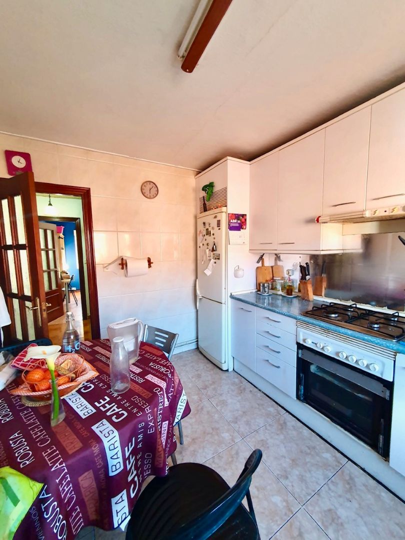 Kitchen of Flat for sale in Gijón   with Heating and Furnished