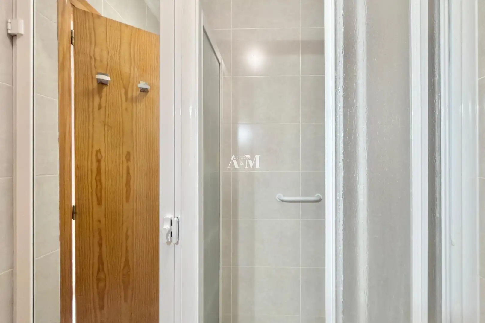 Badezimmer von Einfamilien-Reihenhaus zur Miete in San Javier mit Klimaanlage, Heizung und Terrasse