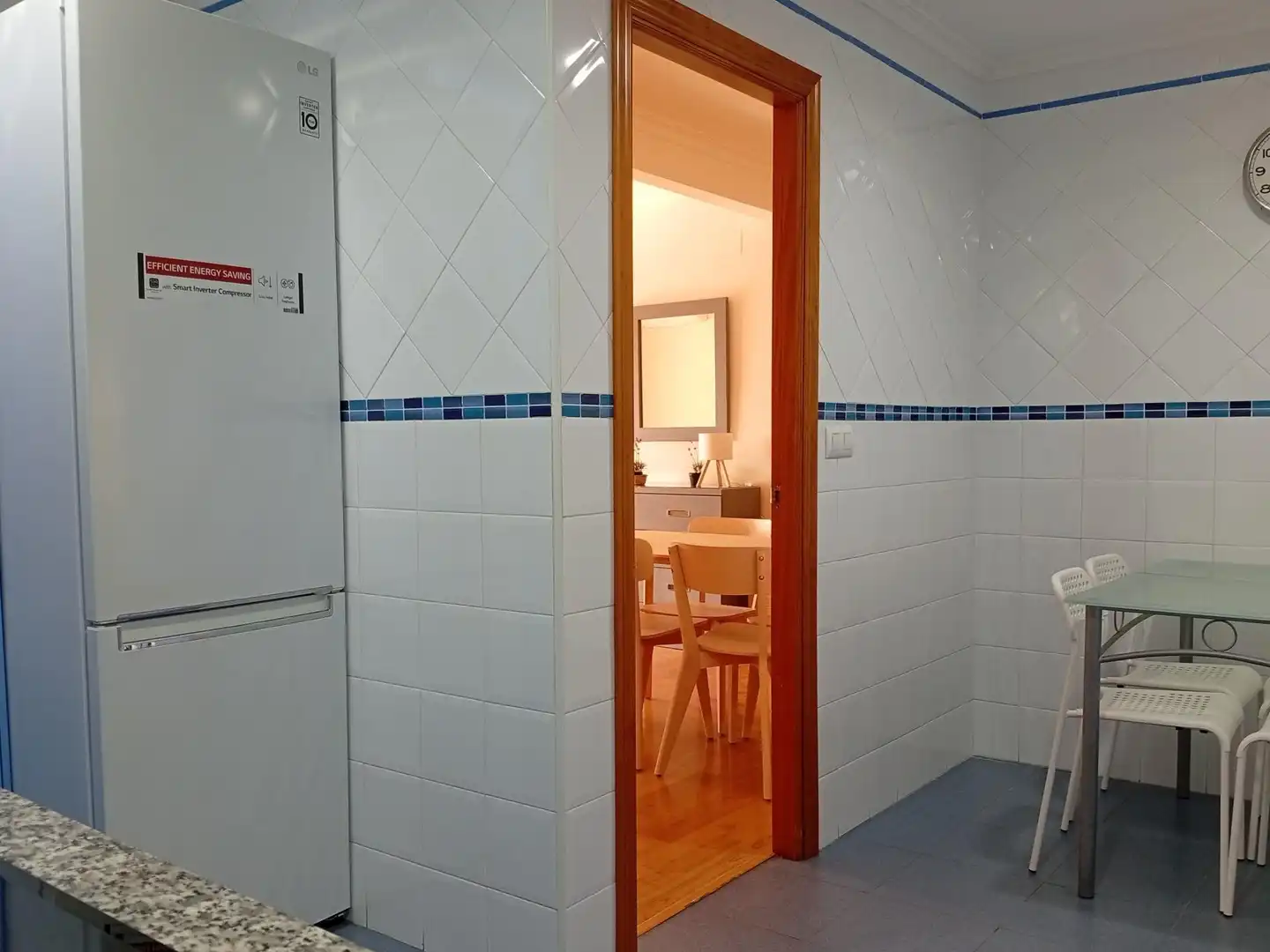 Badezimmer von Wohnung zur Miete in Sevilla mit Klimaanlage, Terrasse und Möbliert