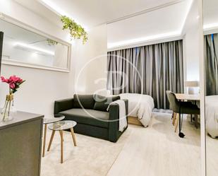 Sala d'estar de Loft de lloguer en San Sebastián de los Reyes amb Aire condicionat, Calefacció i Moblat