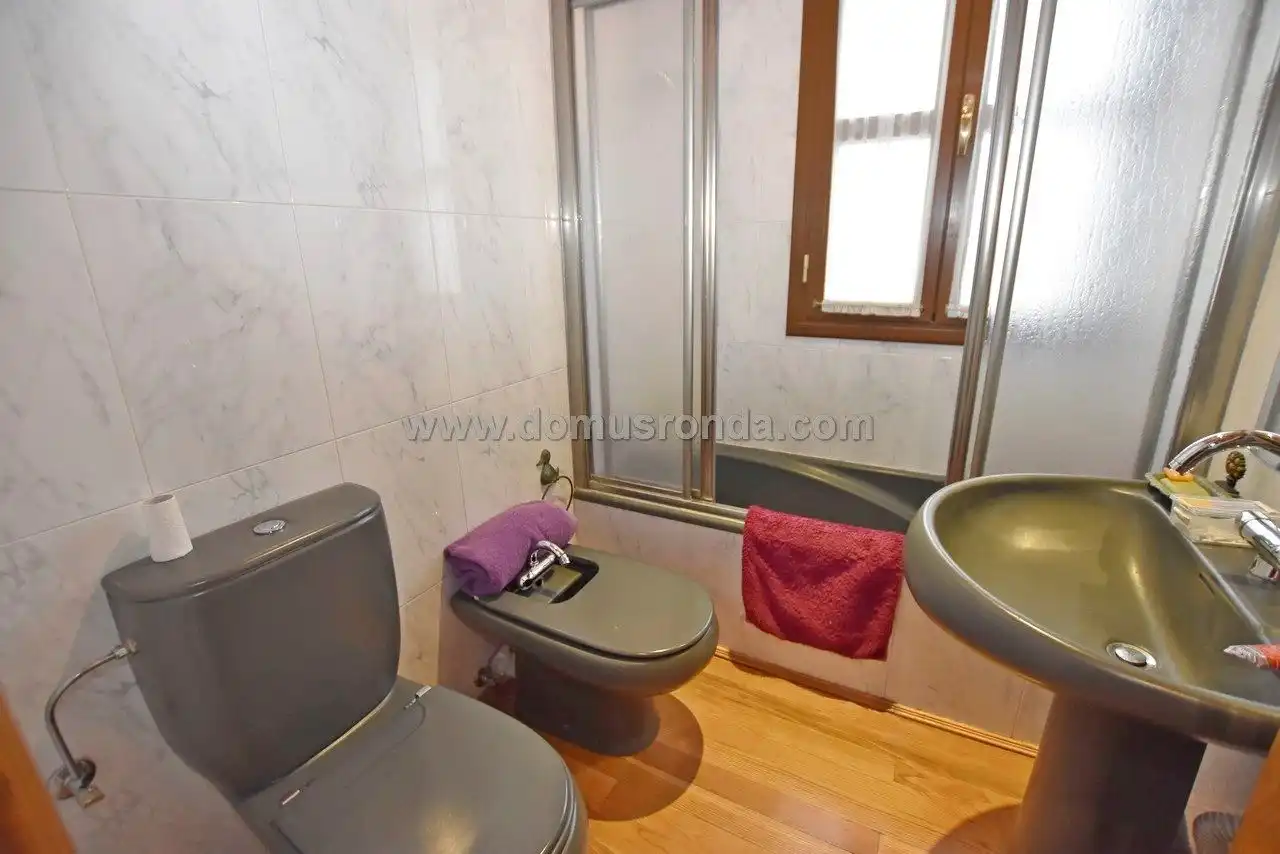 Baño de Casa o chalet en venta en Ronda con Aire acondicionado, Calefacción y Terraza