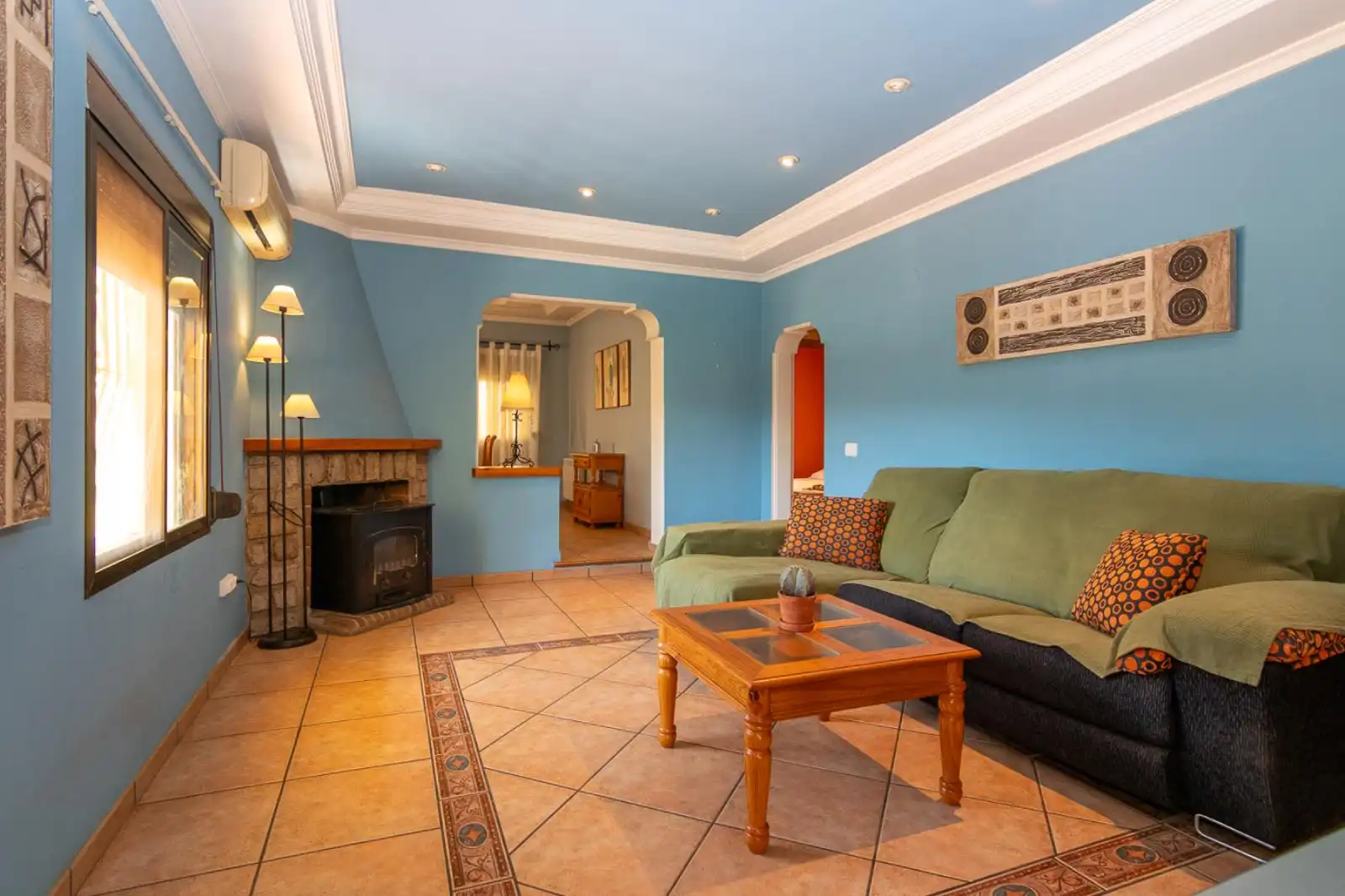 Detached house with terrace for sale in Tormos, imagen 3