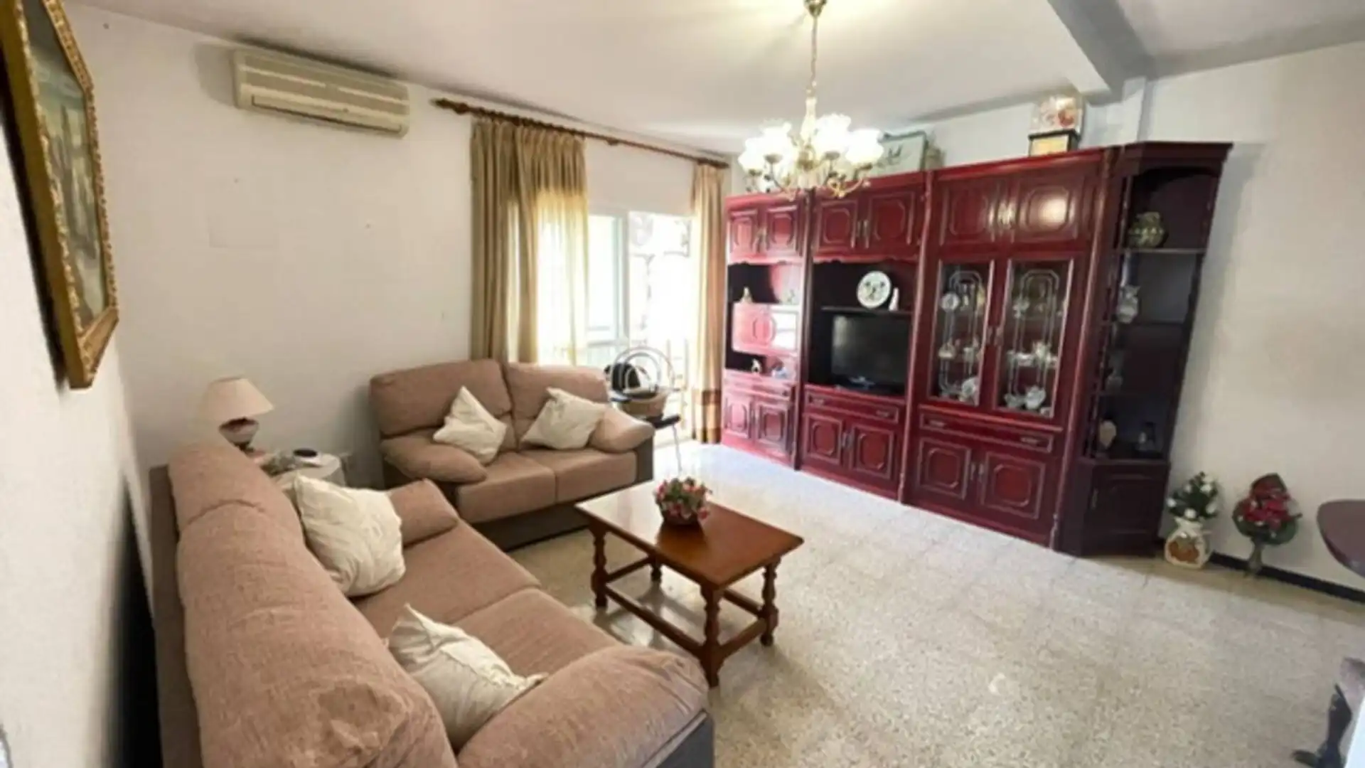 Living room of Flat for sale in Estepona  with Terrace and Furnished