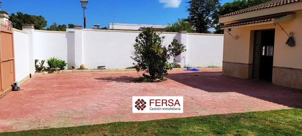 Chalet con piscina en alquiler en Ctra Sanlúcar - Cuatro Pinos, imagen 4